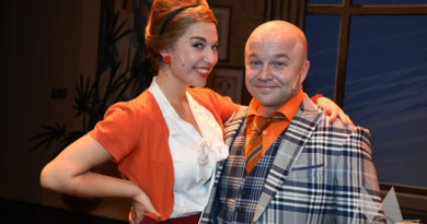 Ene gast, twee bazen Ene gast, twee bazen